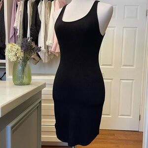 Aritzia - Wilfred Free little black dress